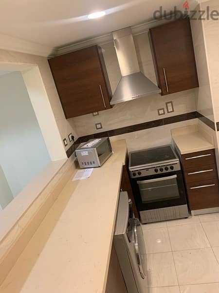 apartment for rent in pearl 8