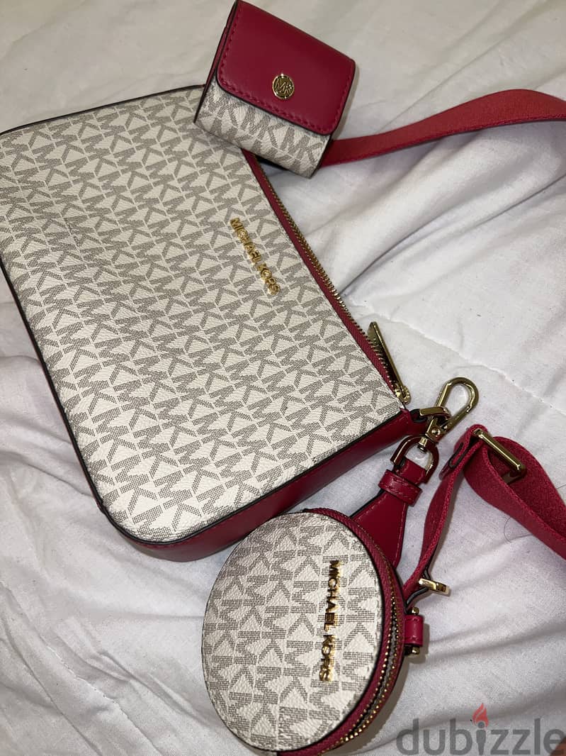 Michael Kors pink sling bag 0