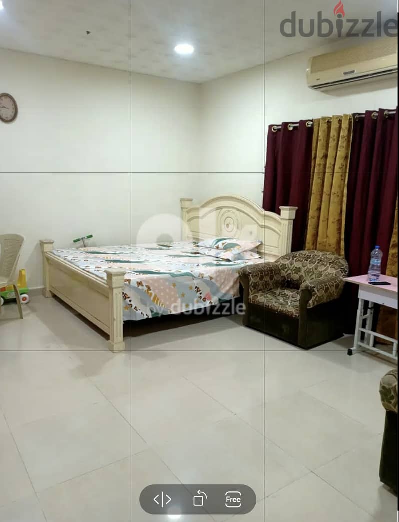 Bed space for Indian executive bachelor 0