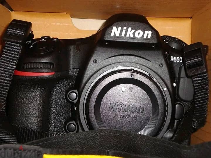 NIKON D850 45.7MP Digital SLR Camera with AF-S Nikkor 24-120mm f/4 ED 3