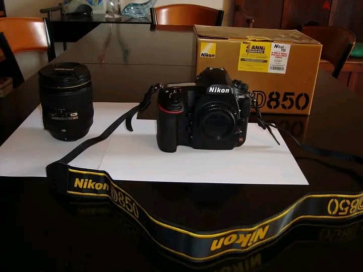 NIKON D850 45.7MP Digital SLR Camera with AF-S Nikkor 24-120mm f/4 ED 4