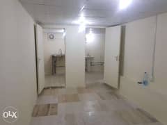 Room available near villageo and Hyatt plaza 5 minute walking distanc 0