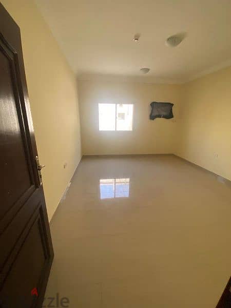 Spacious  big 3bhk apartments available in mathar qadeem Oid airport 0