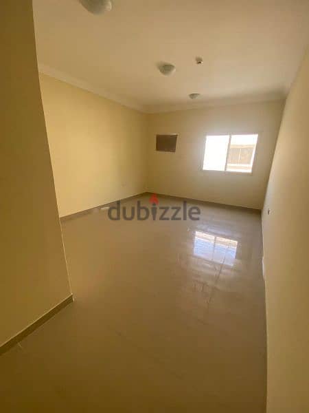 Spacious  big 3bhk apartments available in mathar qadeem Oid airport 7