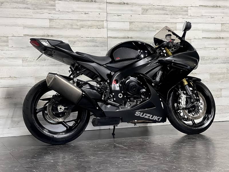 2024 Suzuki GSX-R750(+97466574363) 1