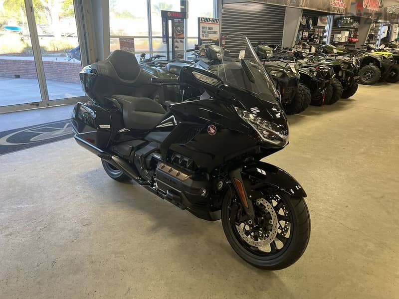 2023 Honda Goldwing available (+971561943867) 2