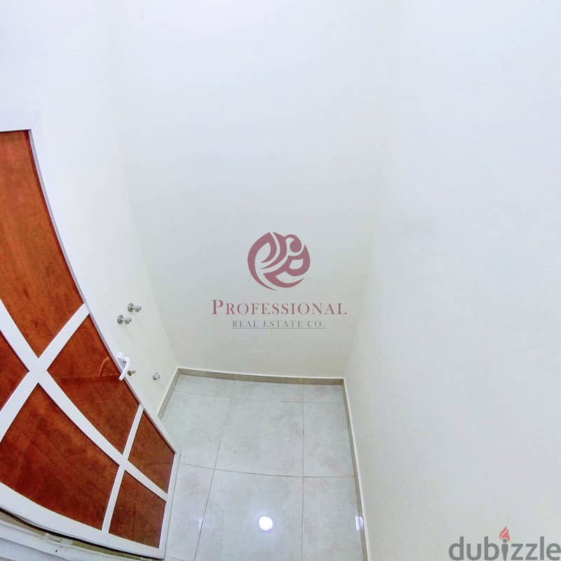 Unfurnished | 3 Bedroom Apartment in Madinat Khalifa 10