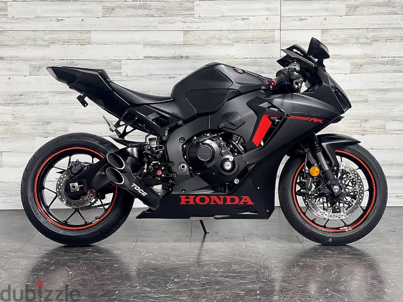 2017 Honda CBR 1000R (+971561943867) 3