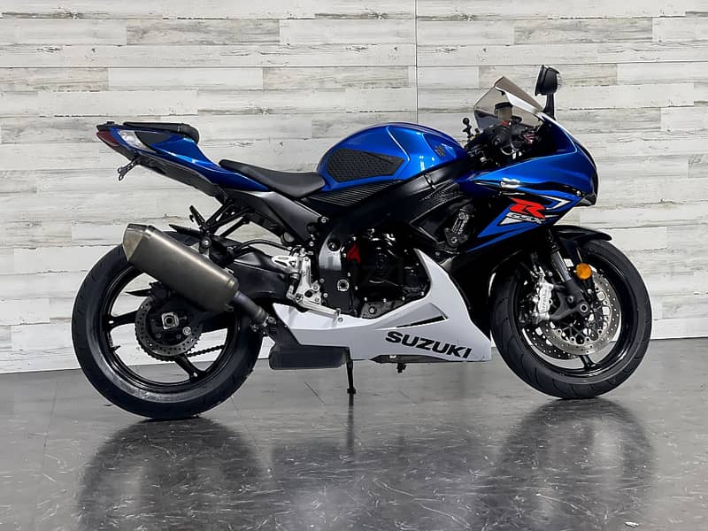 2014 suzuki GSX R600 (+971561943867) 2