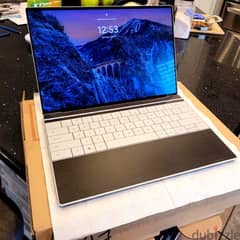 Dell XPS 13 Plus 13.4" - 13th Gen Intel Evo i7 - 32GB - 1TB SSD