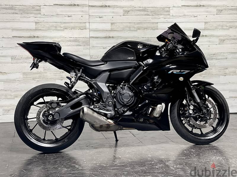 2023 Yamaha R7 0