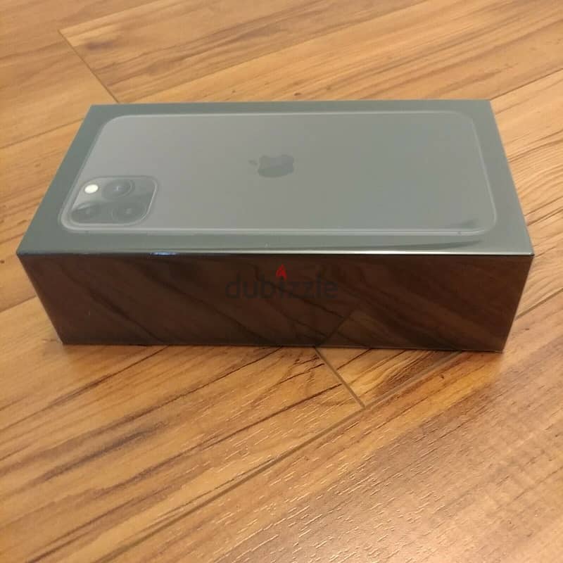 Apple iPhone 11 Pro 64 , 256 , 512 GB 0