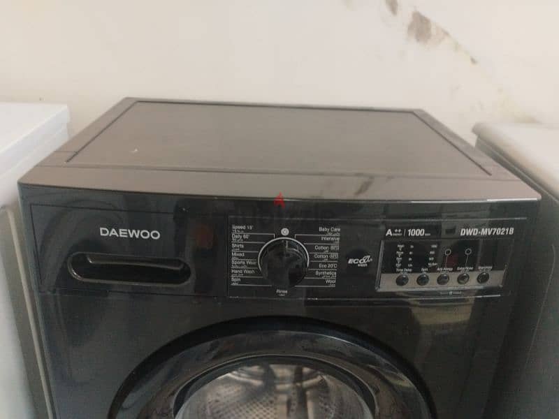 Daweoo Brand Black Machine For Sale 1