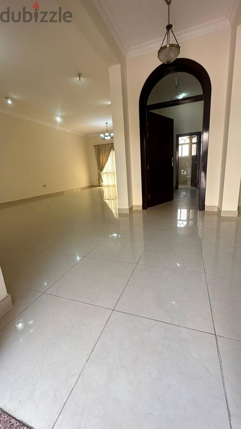 4 BHK VILLA FOR FAMILY - OLD AIRPORT 8