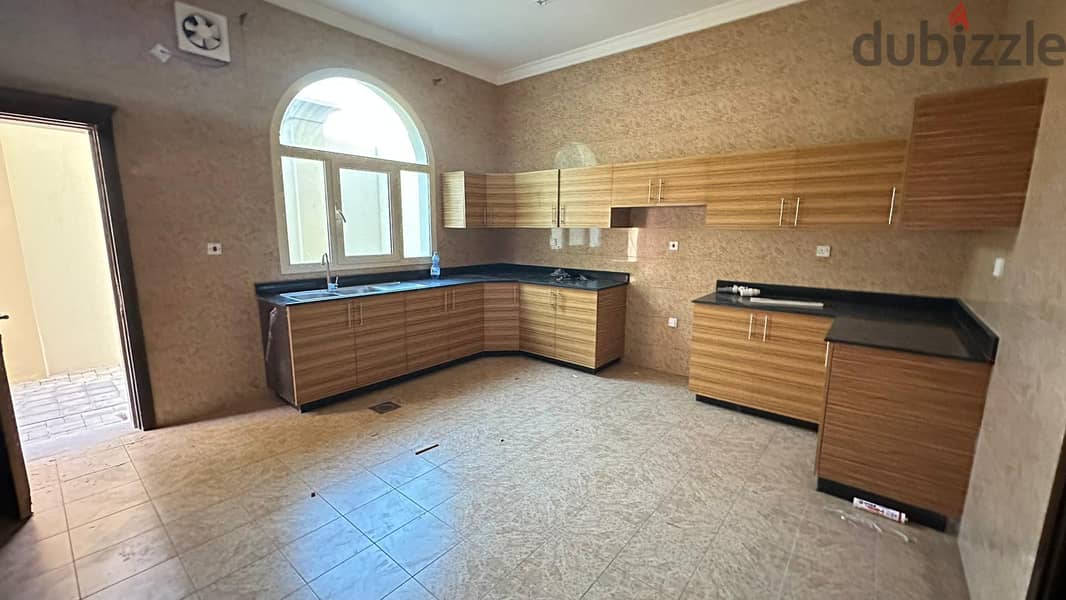 5 Master Room Compound Villa For Rent - Nuaija 4