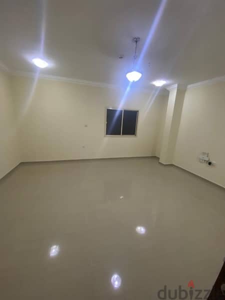 Spacious apartment, 3-BHK big  apartment available i 1