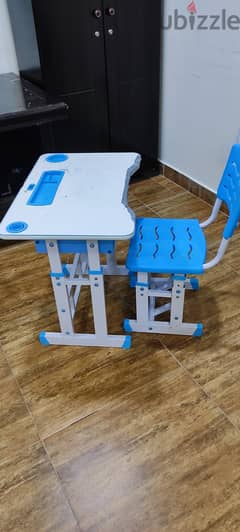 kids reading table and chair, good condition,