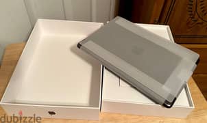 Apple iPad 8th Gen Wifi 10.2" 128GB Apple Pen & Keyboard