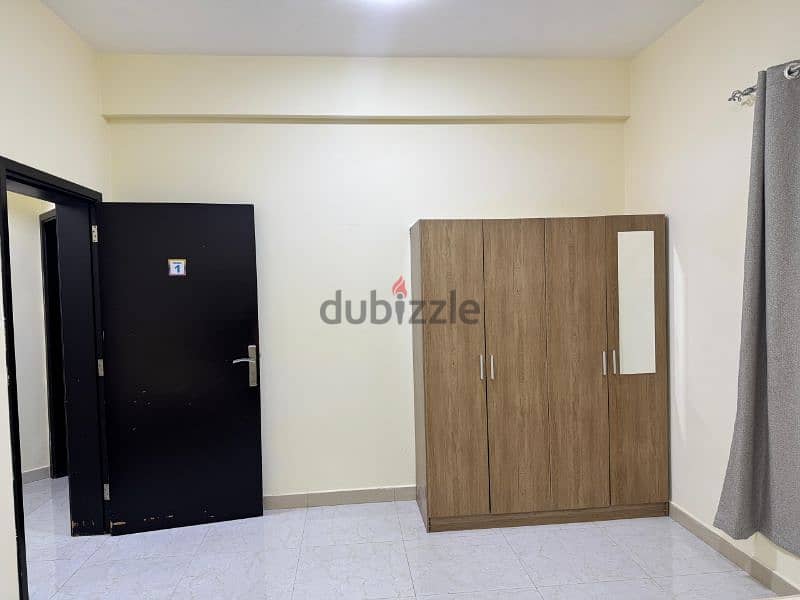 Rooms for rent to executive bachelor's in Bin mahmoud for 2400 3