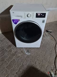 lg 8. kg Washing machine for sale good quality call me. 70697610