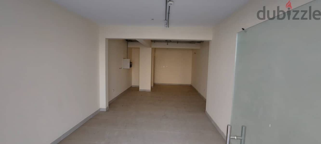 For rent commercial shops in the main street in Al Wakrah 8