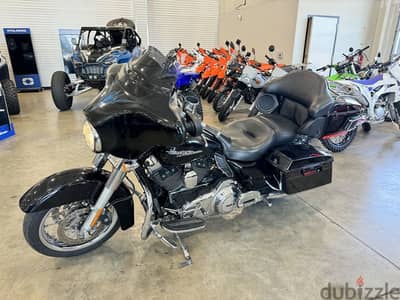 2012 Harley-Davidson Street Glide  +97466574363