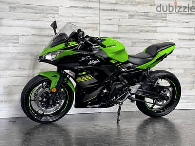 2018 Kawasaki Ninja 650 ABS(+97466574363)