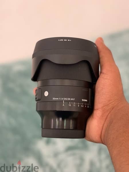 Brand new Sigma 35mm f1.4 1