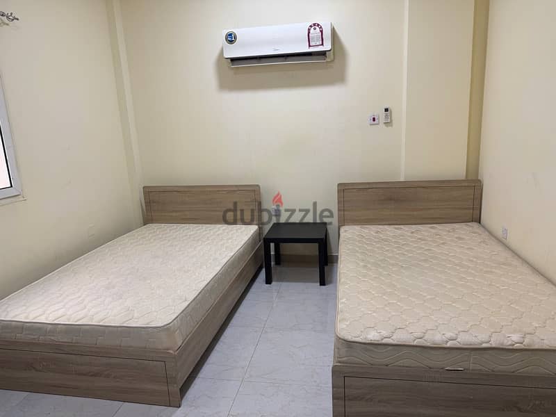 Male executive bachelors room for rent 2