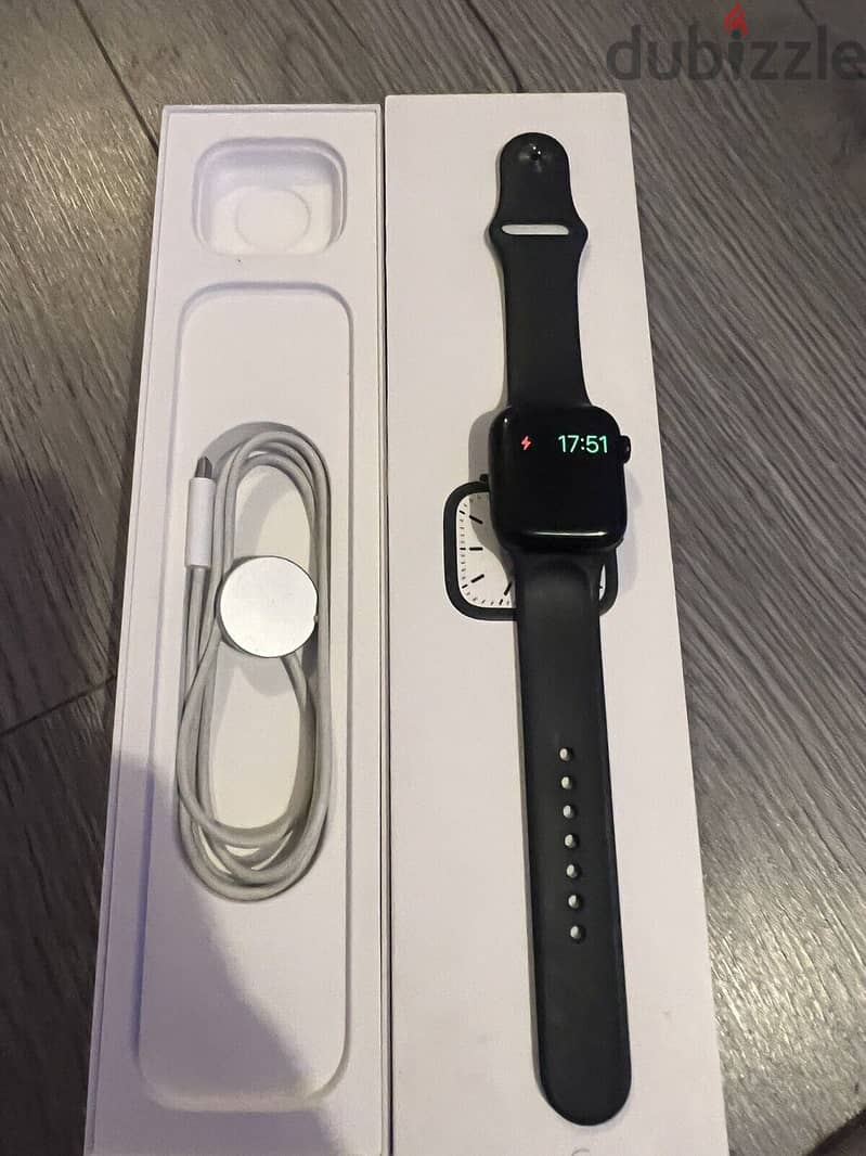 Apple Watch Series 7 - 41mm 45mm GPS Only & Cellular / Airpod 1