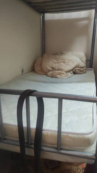 Bachelor Bed Space 350 only 0