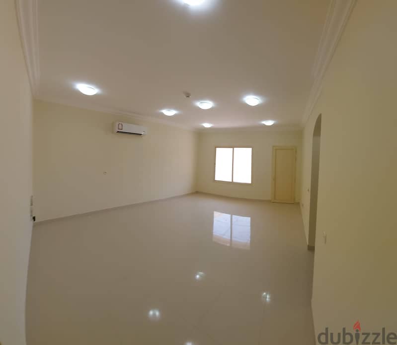 Flat For Rent in building in Al Wakrah - behind Ooredoo 3BHK 3