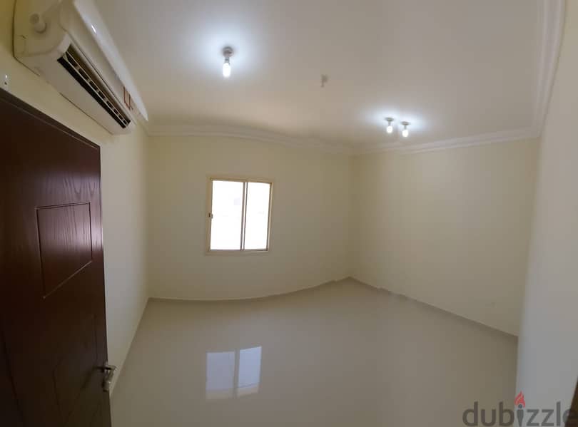 Flat For Rent in building in Al Wakrah - behind Ooredoo 3BHK 6