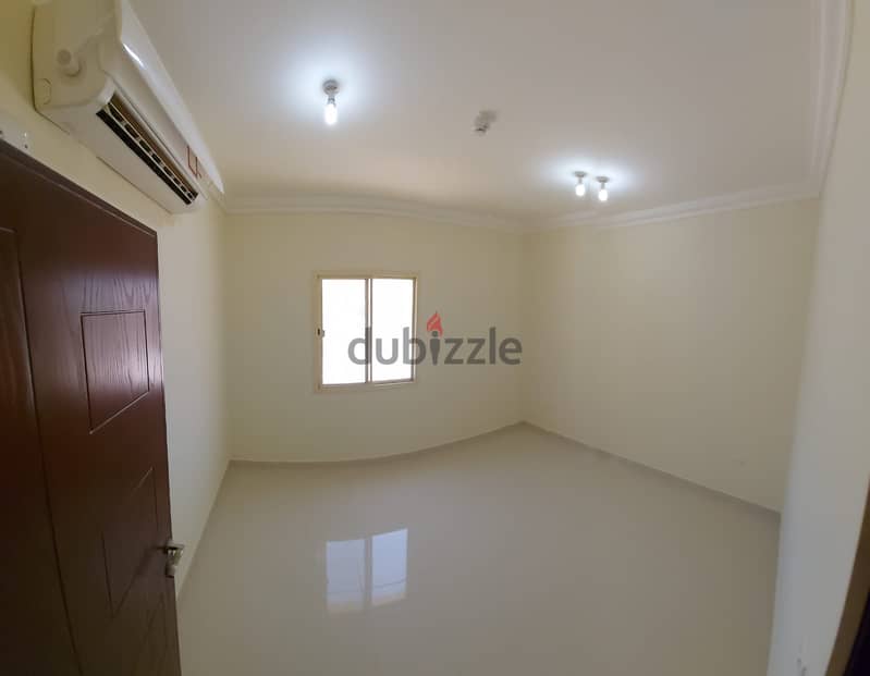 Flat For Rent in building in Al Wakrah - behind Ooredoo 3BHK 9