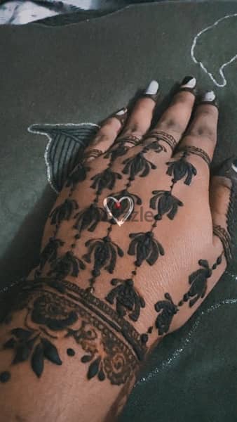 Henna design 2