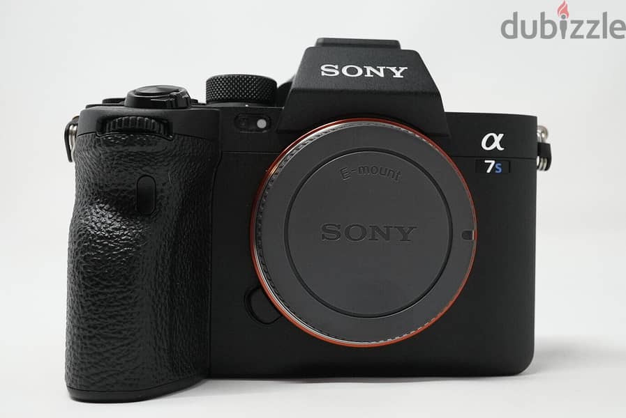 Sony Alpha A7S III Mirrorless  (Body Only) . . . 0