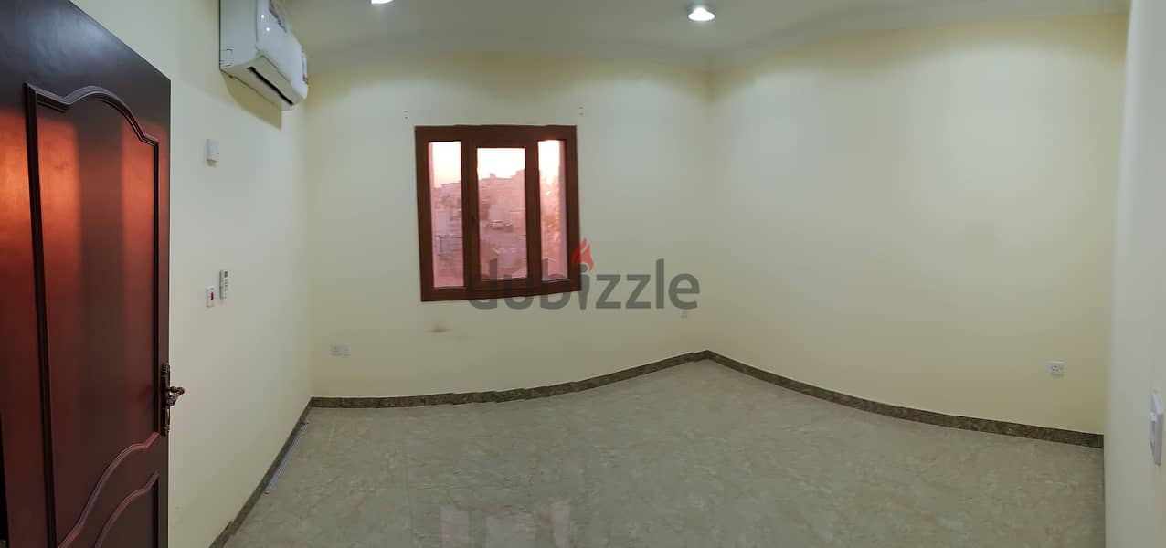 Family flat in building in al wakra 3 Room No commissions 4