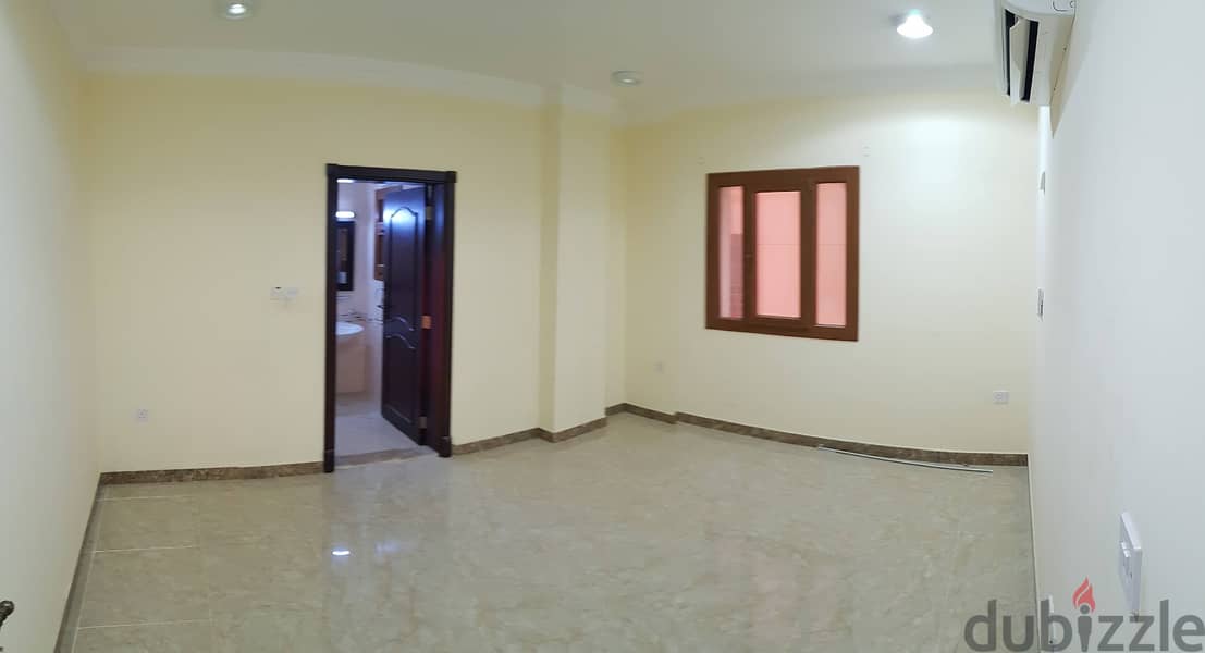 Family flat in building in al wakra 3 Room No commissions 5