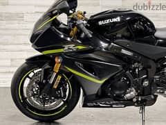 2022 Suzuki gsx-R600 +97466574363)