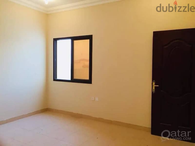 Family Room in NEW SALATA ( C ring road, near Turkish Hospital signal) 0