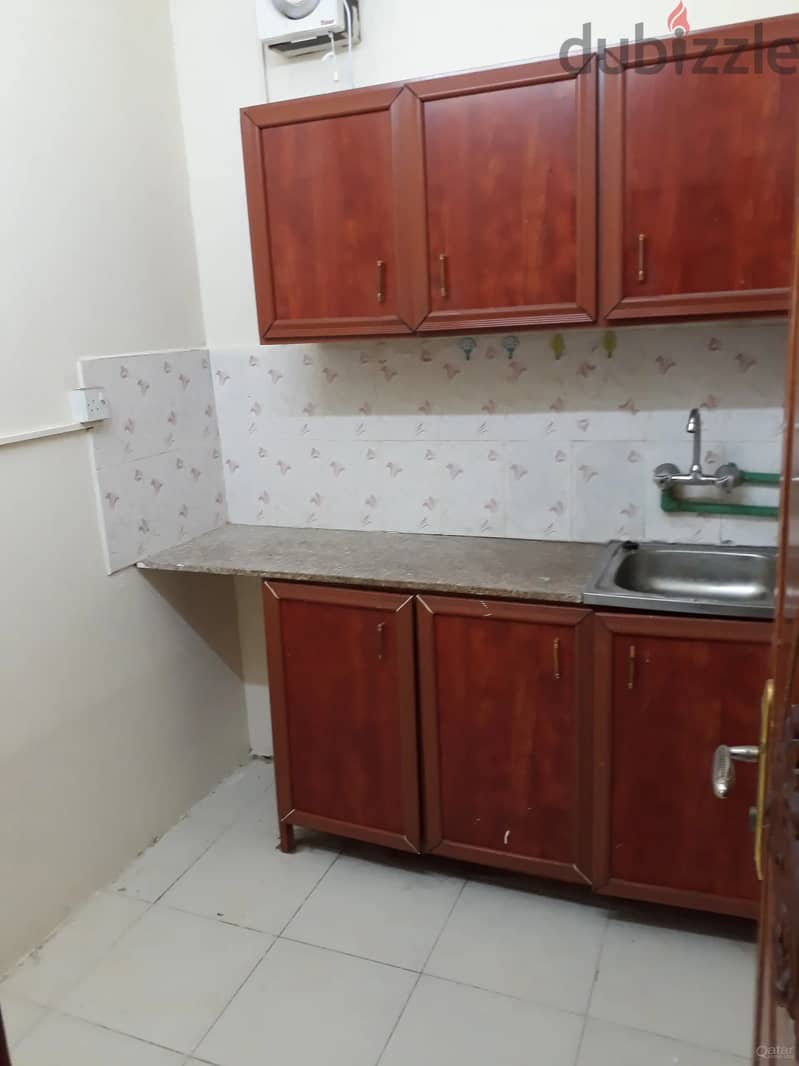 1 BHK - AL NASAR (near C ring Road ToysRus Signal) 2