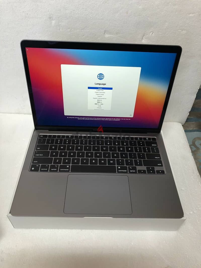 Mac Book Air 13.3" Laptop - Apple M1 chip - 8GB Memory - 512GB SSD 0