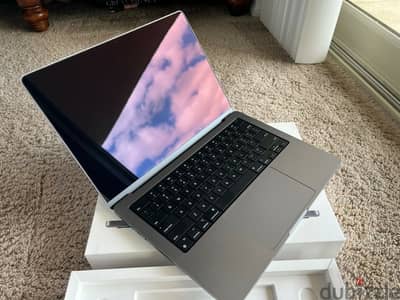 Mac Book Pro 14" Laptop - Apple M1 Pro chip - 16GB Memory - 512GB SSD