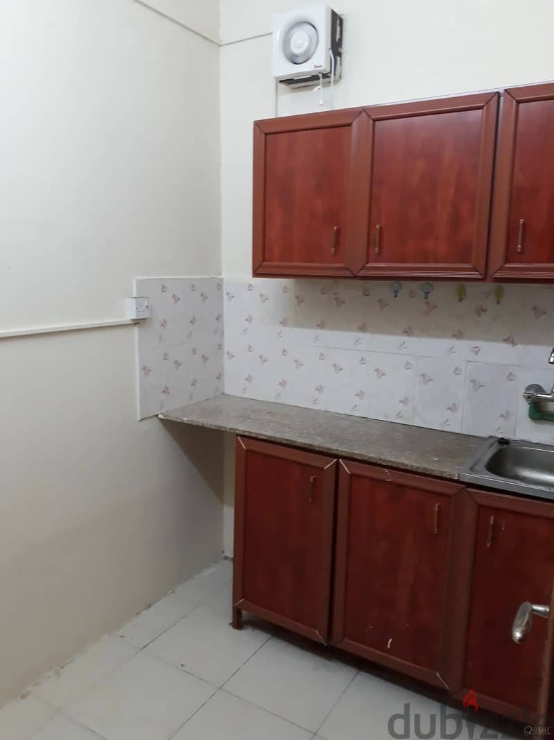 1 BHK - AL NASAR, AL SADD ( Near C ring Road and Doha clinic Hospital 3