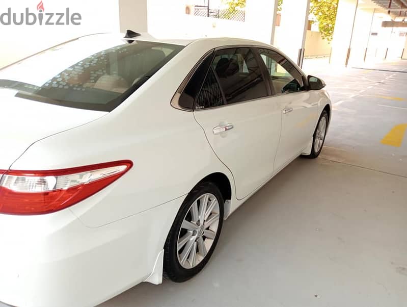 Toyota Camry 2016 GLX 2