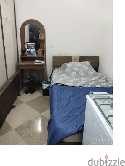 Partitioned big room for FILIPINO Bachelors / bedspace for FILIPINA 5