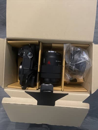 SONY ALPHA A6400 MIRRORLESS DIGITAL 18-135MM LENS