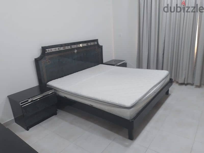 Fully furnished rooms for male bachelors 0