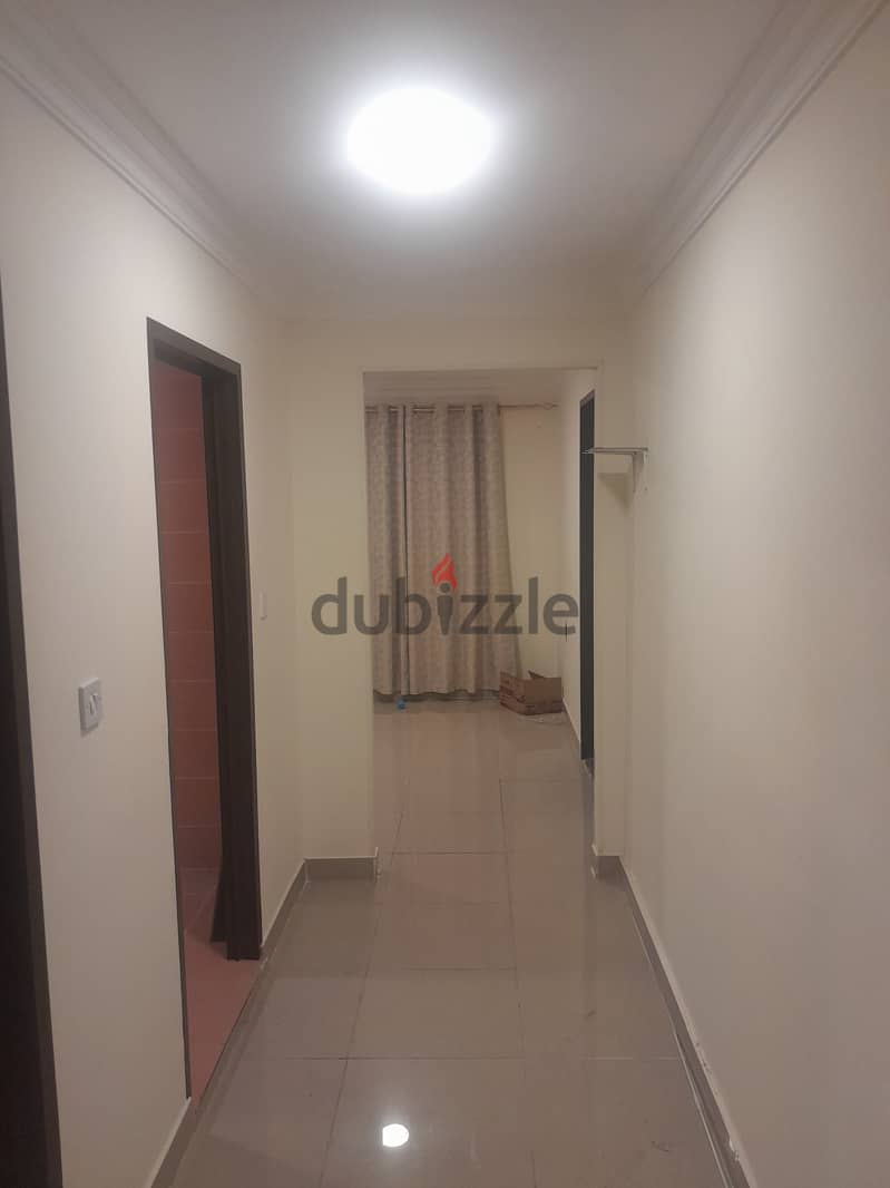 New spacious 1bhk in Old Airport 7