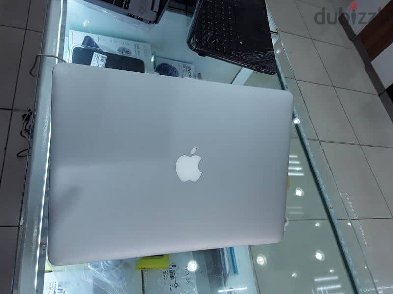 USED APPLE MACBOOK PRO,8GB RWM,256GB SSD ,CORE I5 1